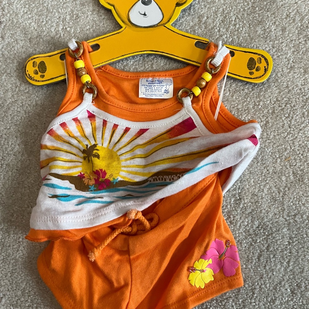 Build-A-Bear Colorful Outfit Collection - Picture 5 of 8